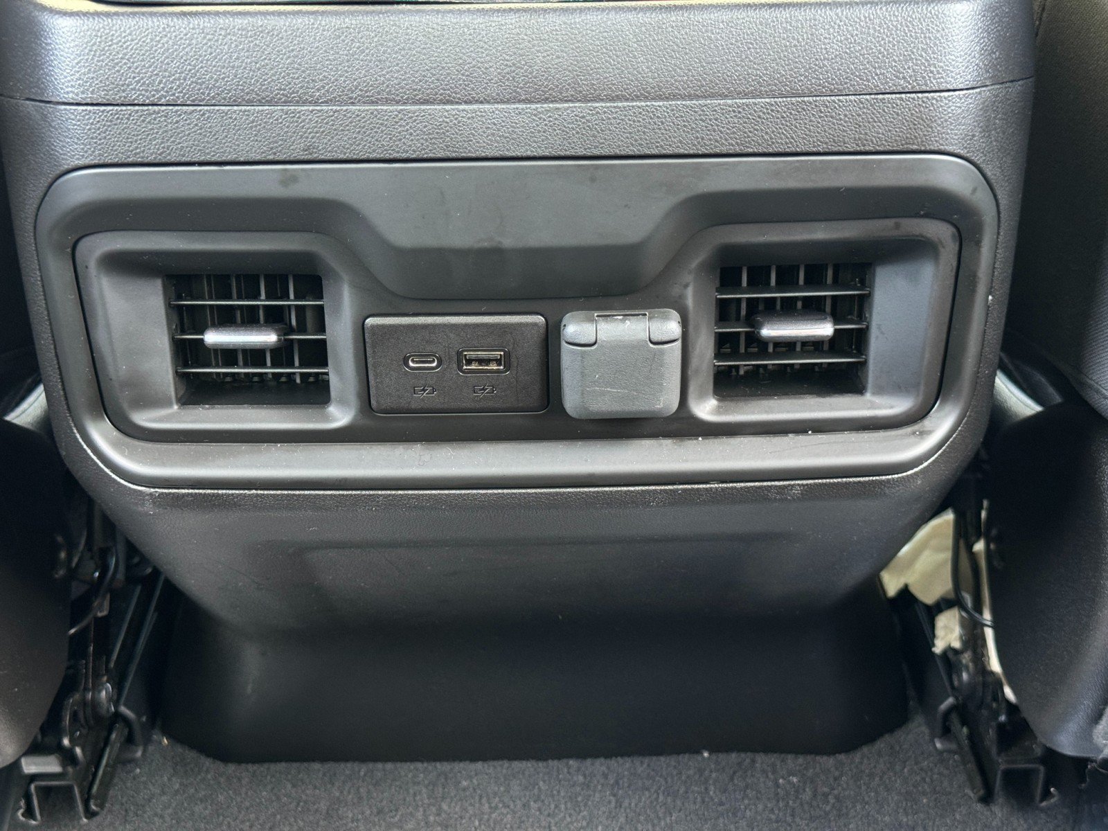 Used 2022 Chevrolet Silverado 1500 LT Trail Boss w/ Bed Protection Package AWD/4WD image 28