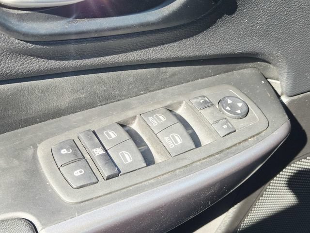Used 2022 Jeep Cherokee Limited w/ Elite Package AWD/4WD image 34