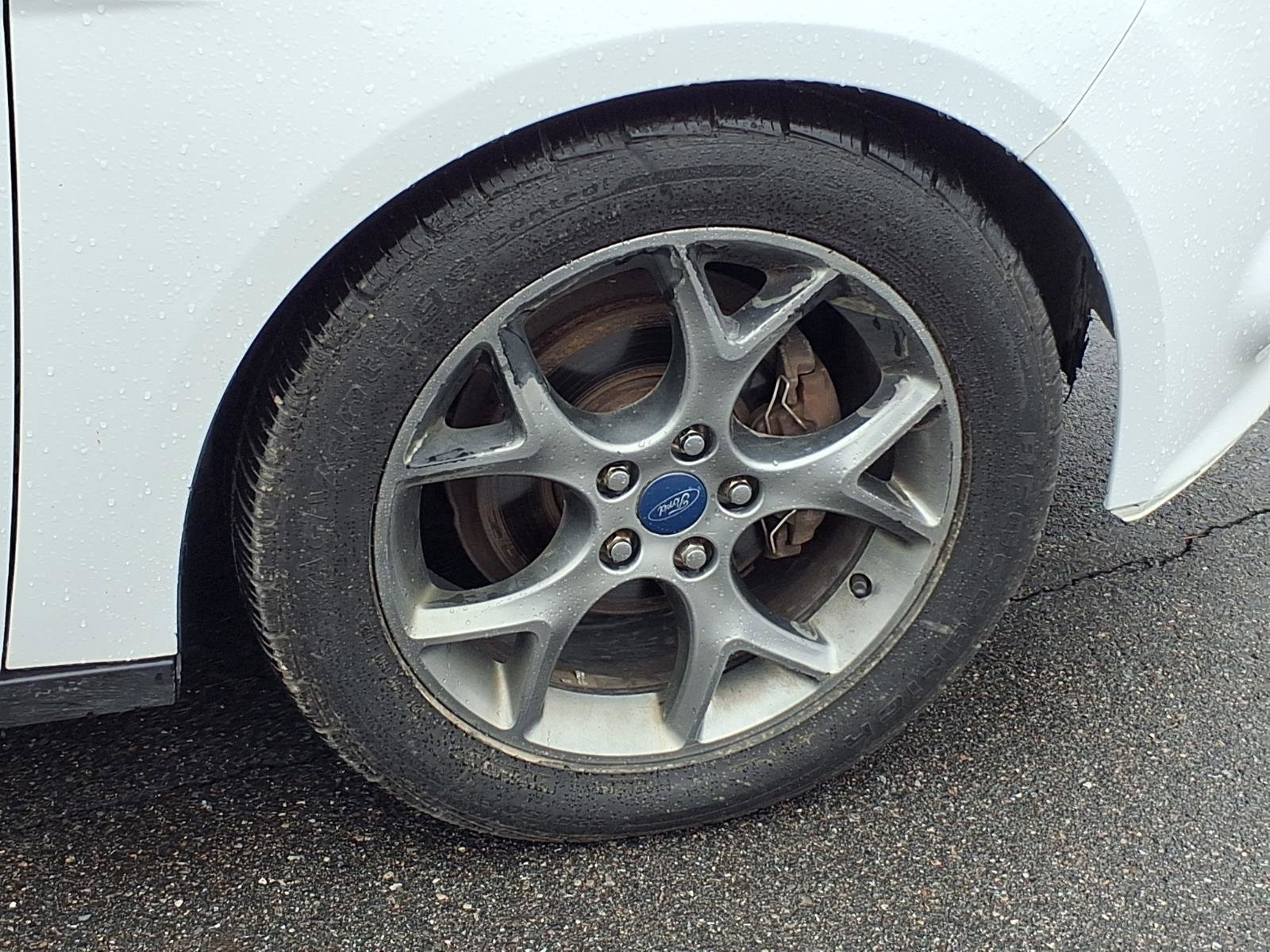 Used 2014 Ford Focus SE w/ Equipment Group 201A image 8