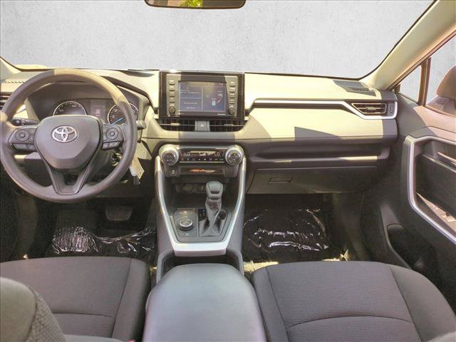 Certified 2021 Toyota RAV4 LE AWD/4WD image 17