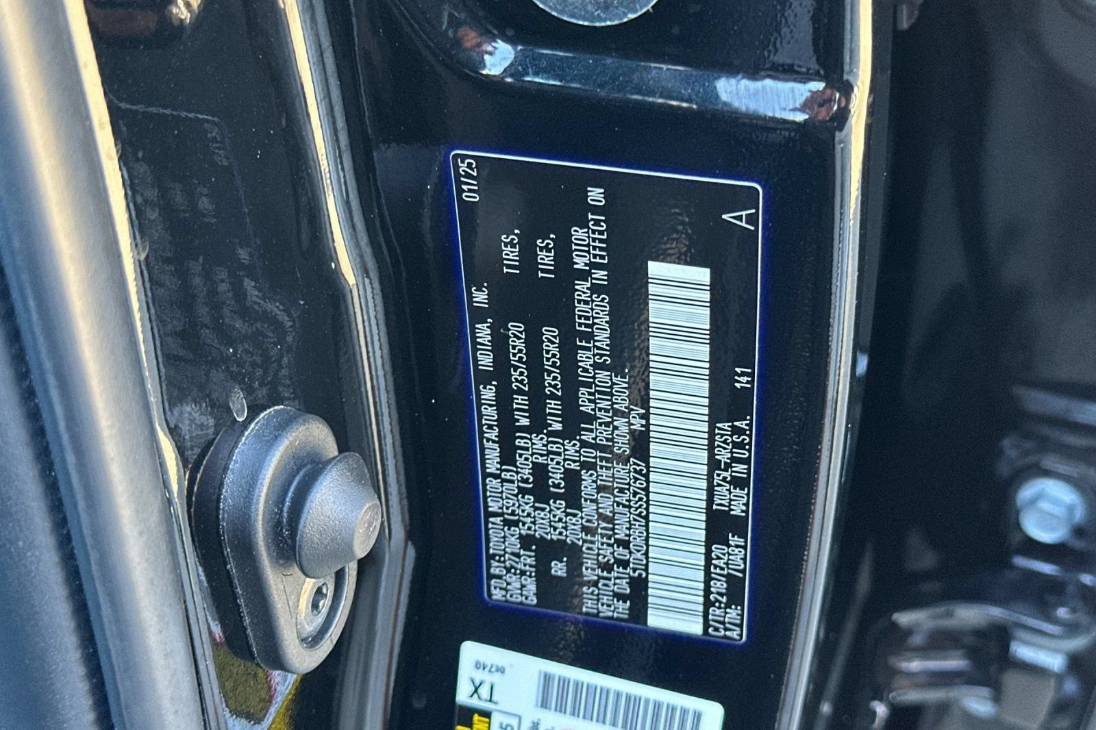Used 2025 Toyota Highlander XSE AWD/4WD image 31