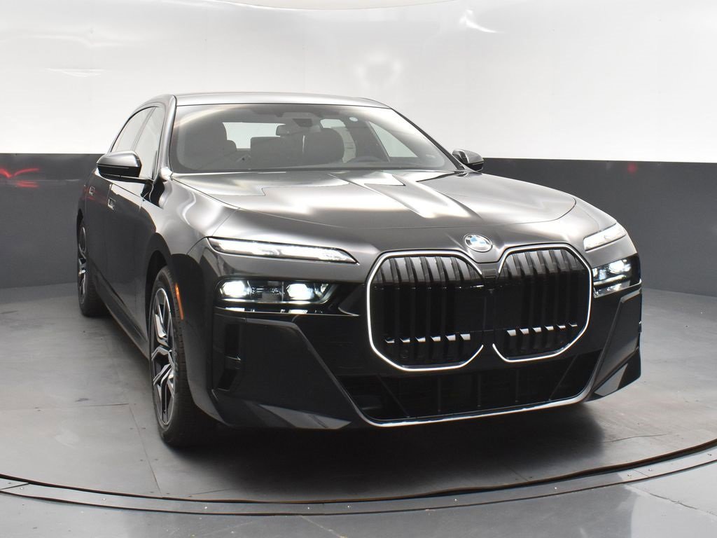 New 2026 BMW 760i xDrive w/ Executive Package image 10