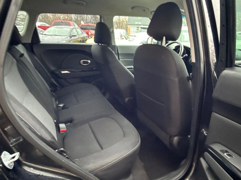 Used 2018 Kia Soul + w/ Audio Package image 20