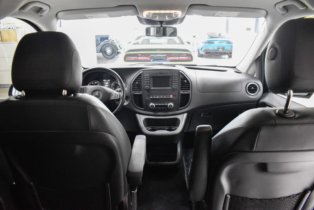 Used 2016 Mercedes-Benz Metris Passenger image 27