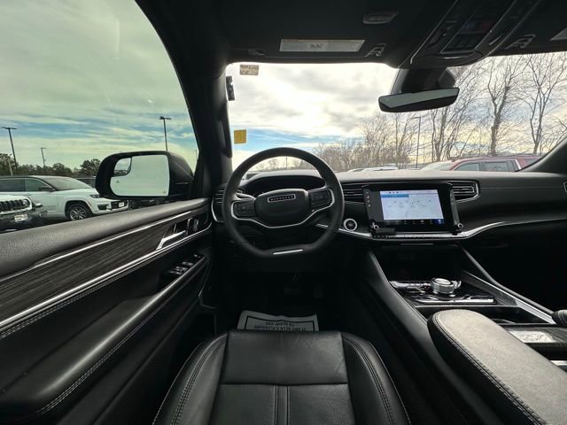 Used 2022 Jeep Wagoneer Series II w/ Premium Group I image 18