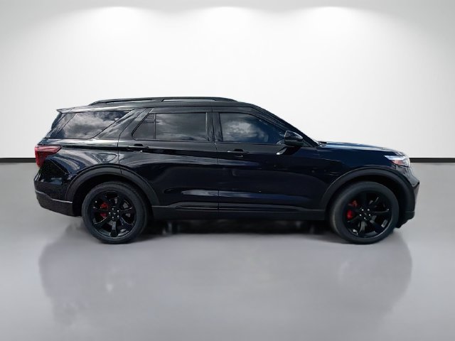 Used 2023 Ford Explorer ST w/ Equipment Group 401A AWD/4WD image 2