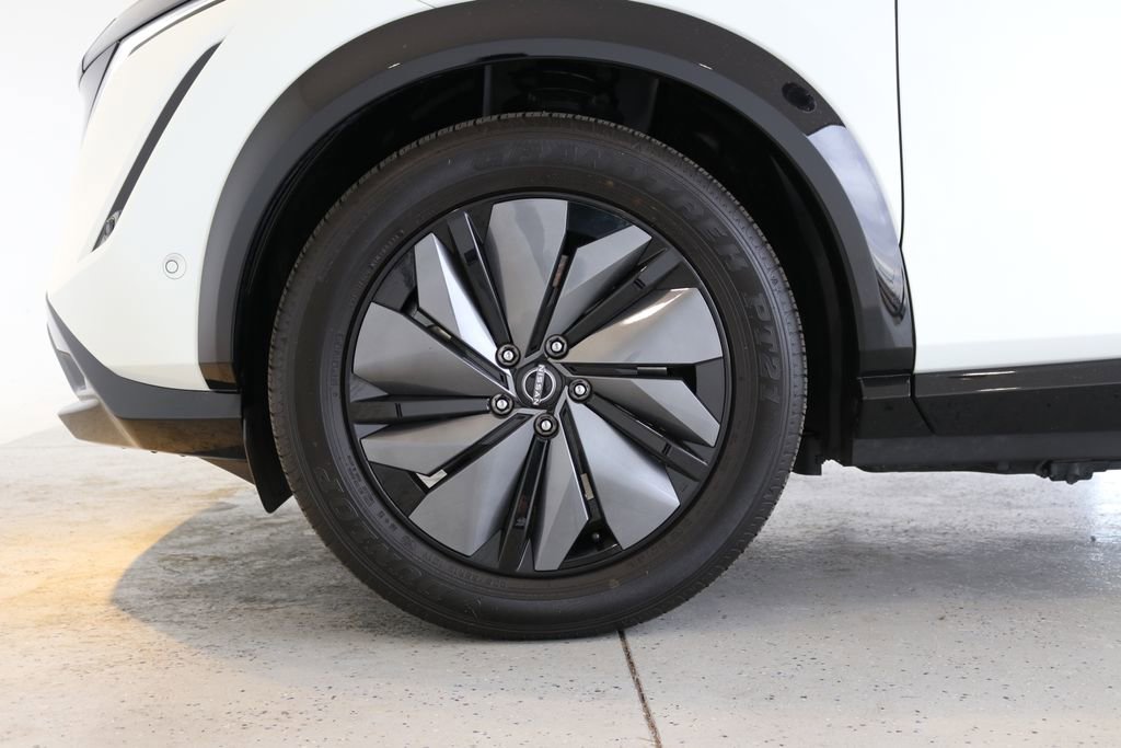 Used 2024 Nissan Ariya AWD image 46