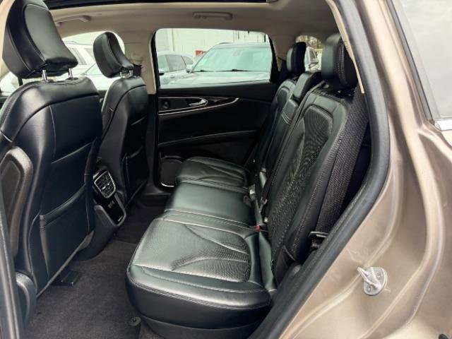 Used 2021 Lincoln Nautilus Reserve w/ Class II Trailer Tow Package image 30