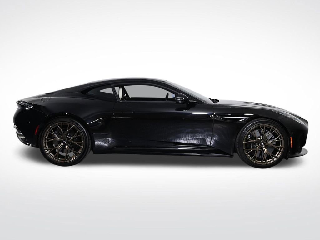 Used 2024 Aston Martin DB12 Coupe RWD image 6
