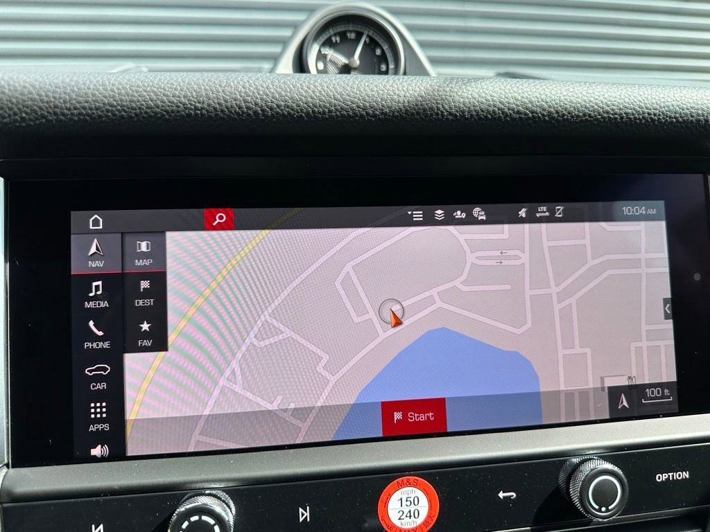 Certified 2025 Porsche Macan AWD/4WD image 26