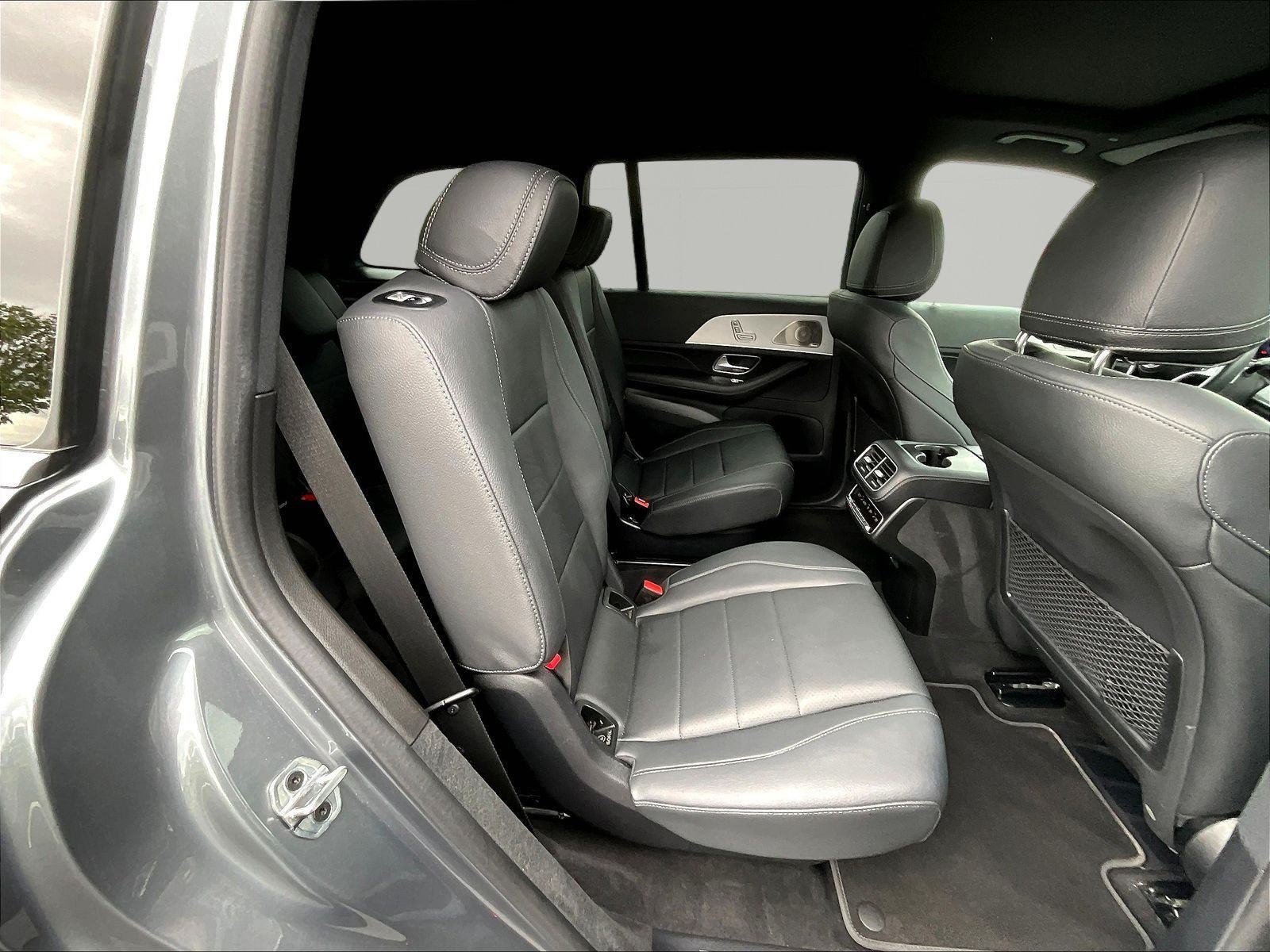 Used 2025 Mercedes-Benz GLS 450 4MATIC image 24