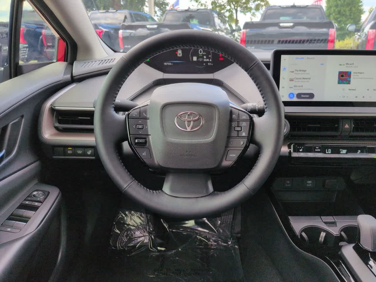 Used 2024 Toyota Prius XLE FWD image 15