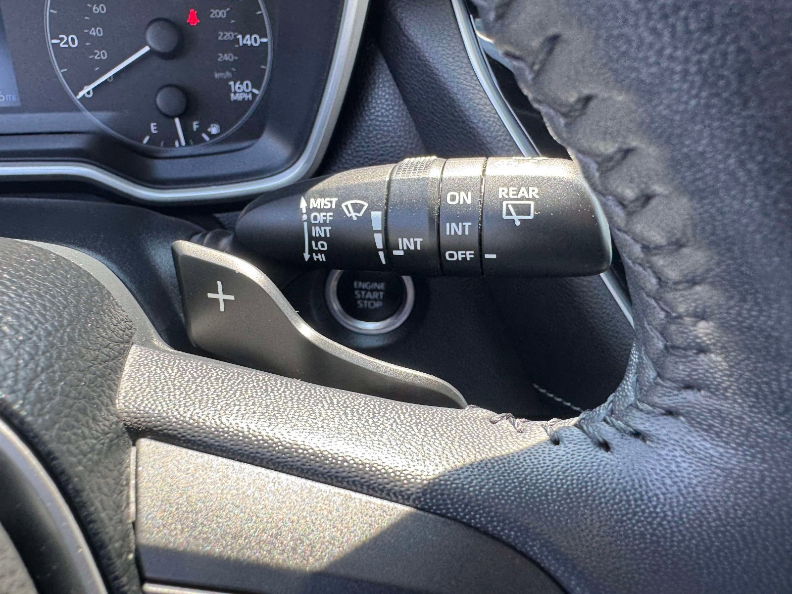 Certified 2023 Toyota Corolla SE image 33