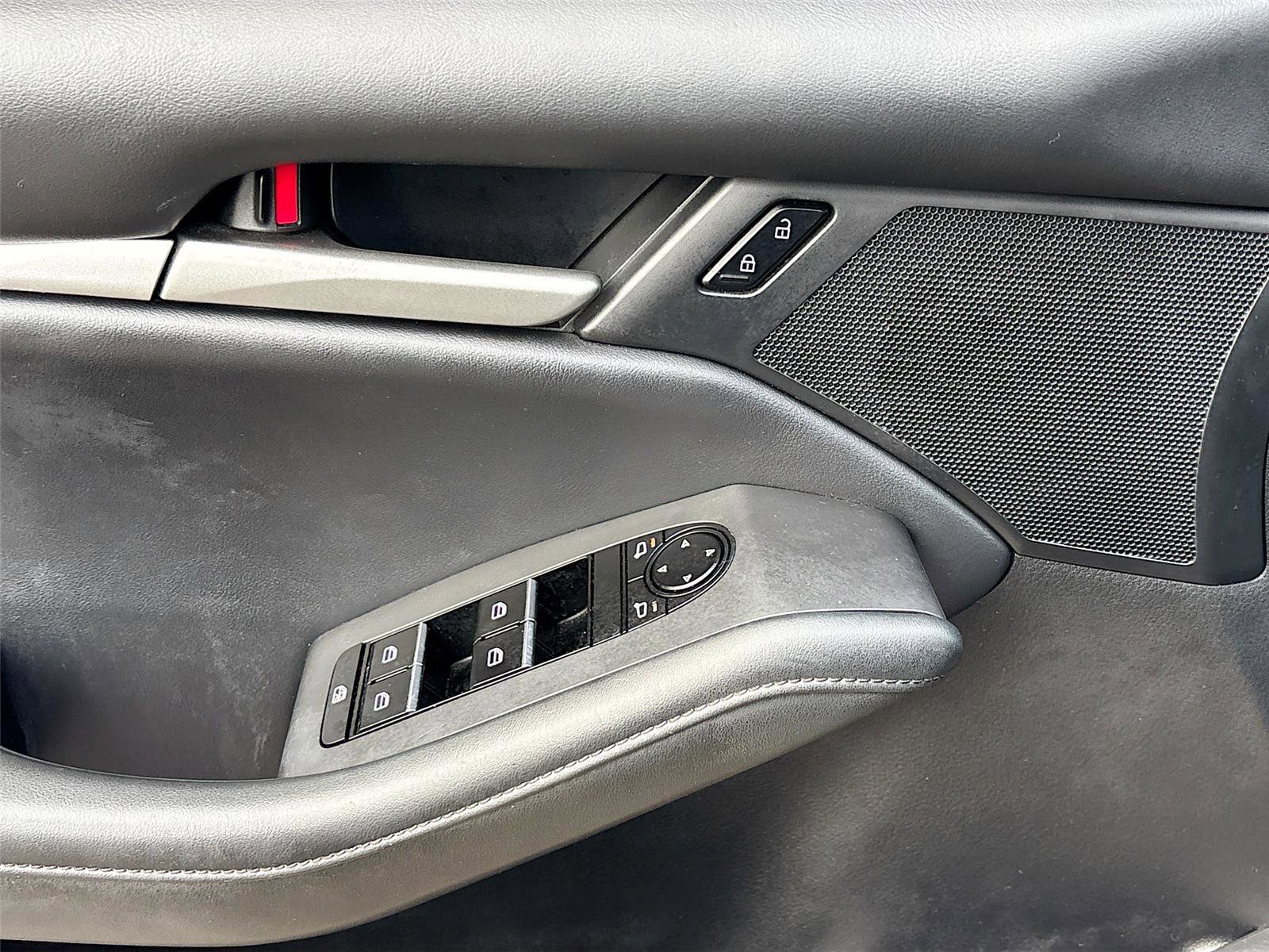 Used 2021 MAZDA MAZDA3 s image 19