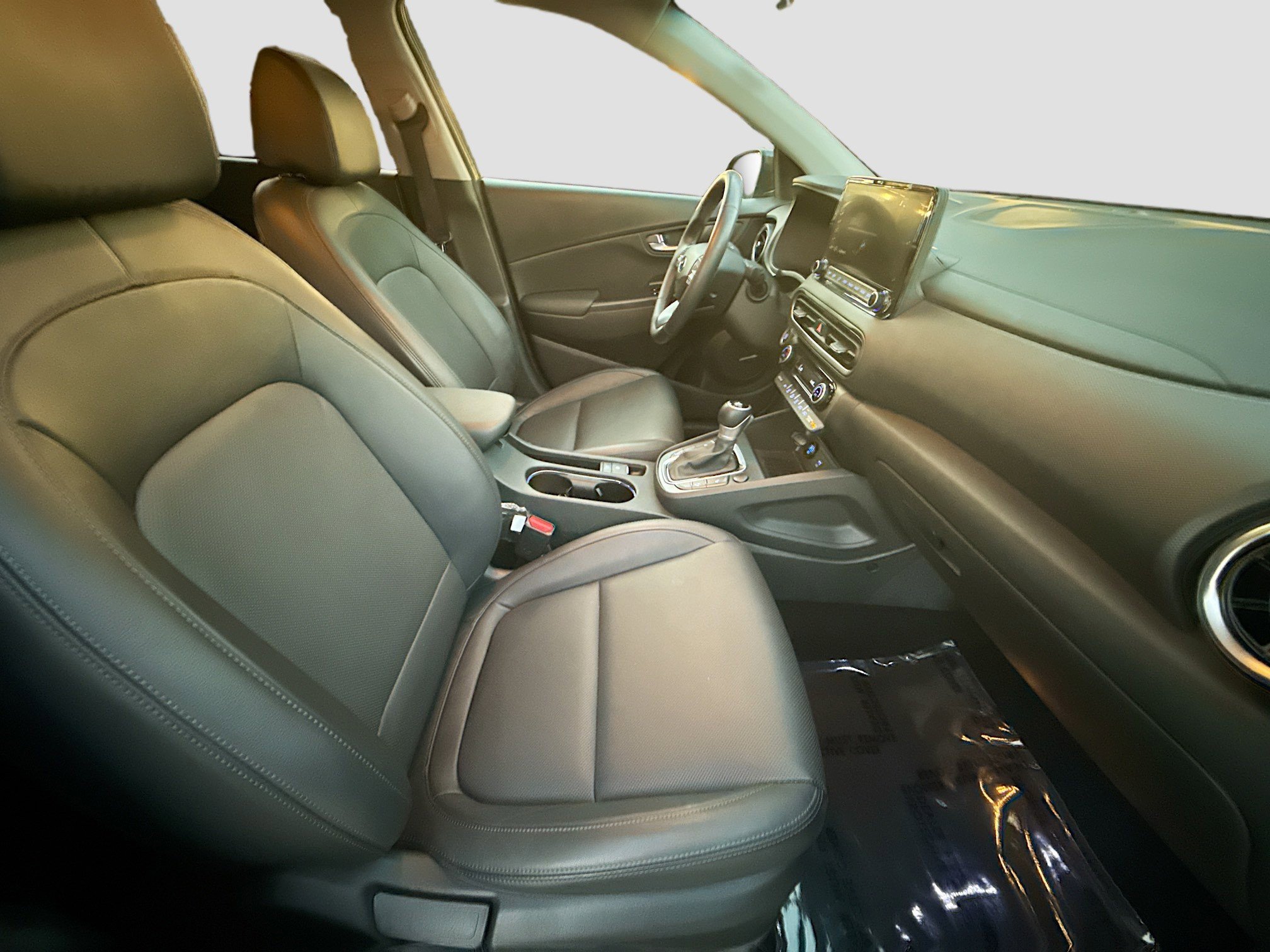 Used 2023 Hyundai Kona Limited w/ Cargo Package image 30