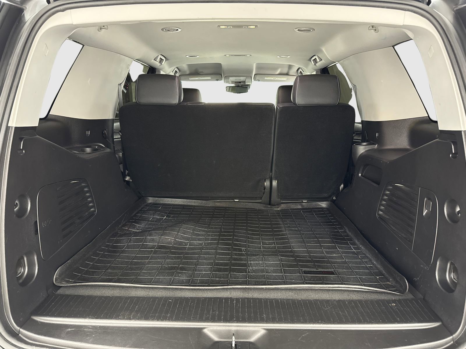 Used 2020 Chevrolet Tahoe LS w/ Enhanced Driver Alert Package AWD/4WD image 49