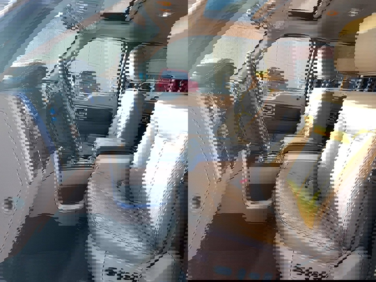 Used 2013 Ford F150 Lariat w/ Luxury Equipment Group image 11