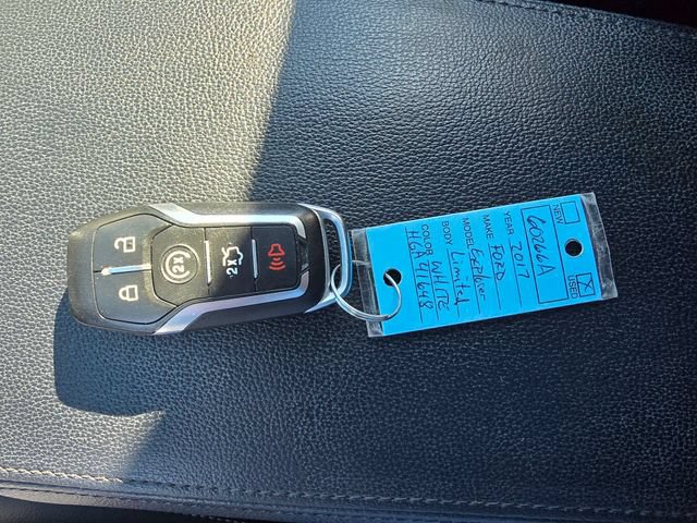 Used 2017 Ford Explorer Limited w/ Equipment Group 301A FWD image 32