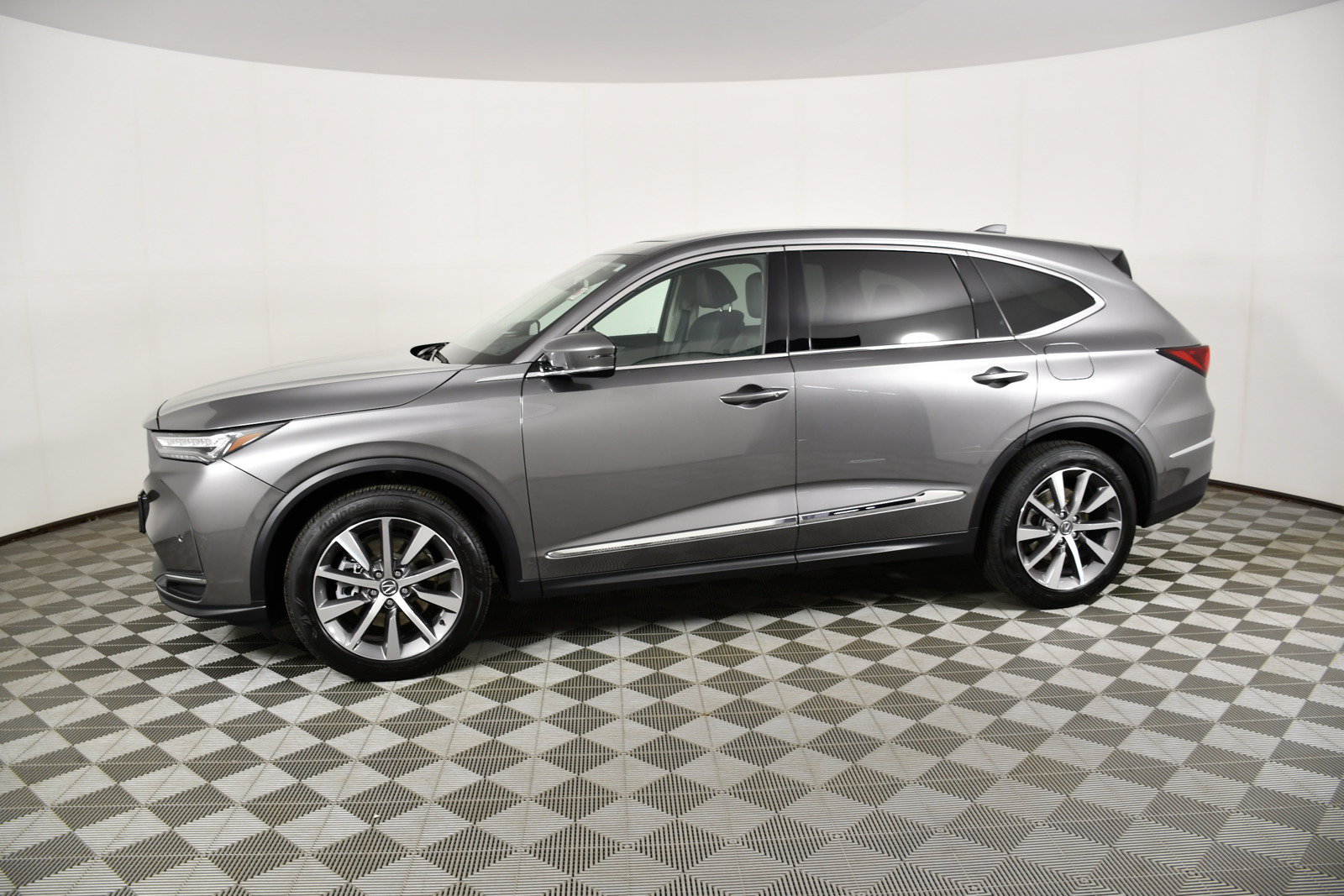 Certified 2025 Acura MDX w/ Technology Package AWD/4WD image 9