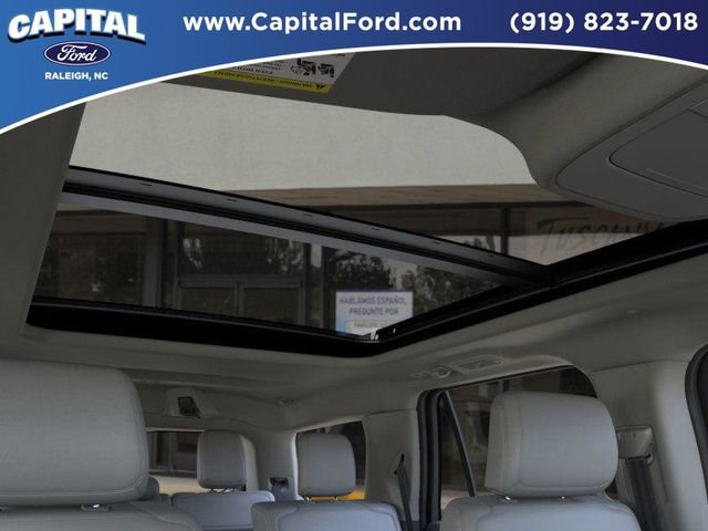 New 2025 Ford Expedition Active image 22