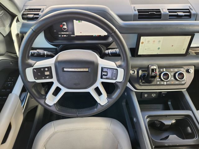Used 2024 Land Rover Defender 110 S image 27