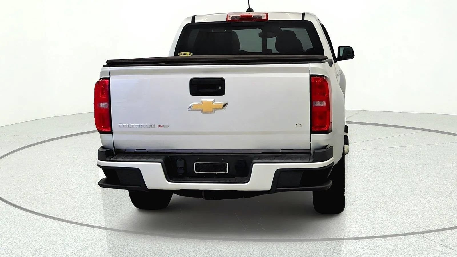 Used 2017 Chevrolet Colorado LT w/ LT Convenience Package AWD/4WD image 5
