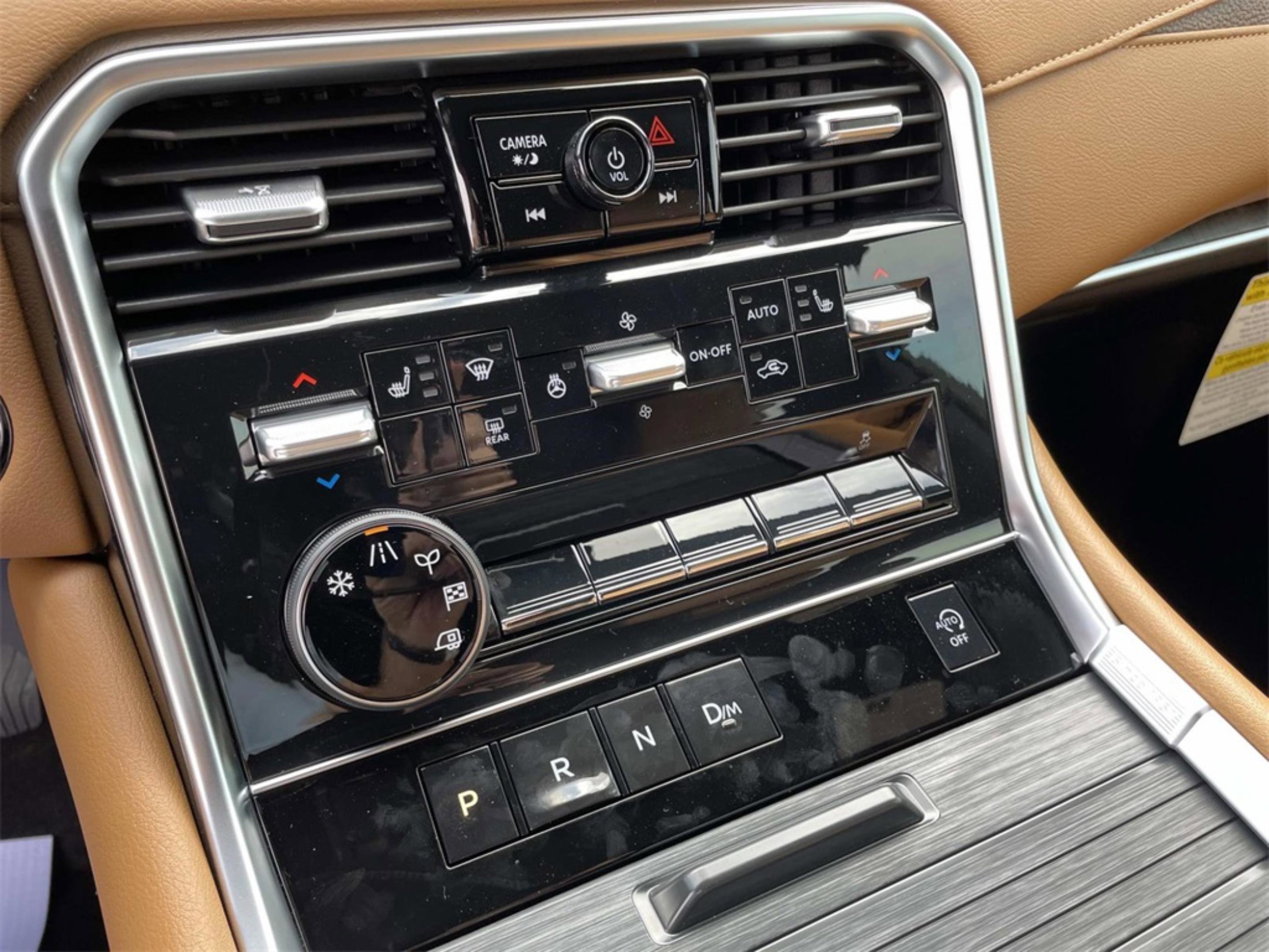 New 2026 Nissan Armada SL w/ Captain's Chari Seat Package image 17