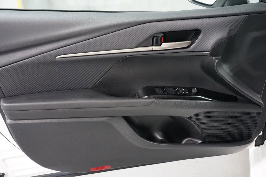 Certified 2025 Toyota Camry SE image 31