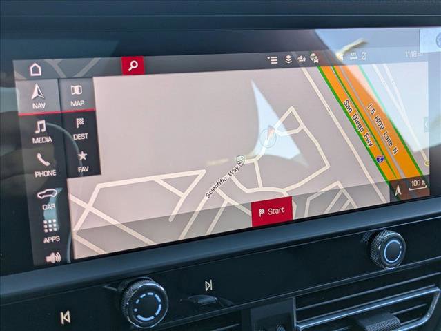 Certified 2025 Porsche Macan image 17