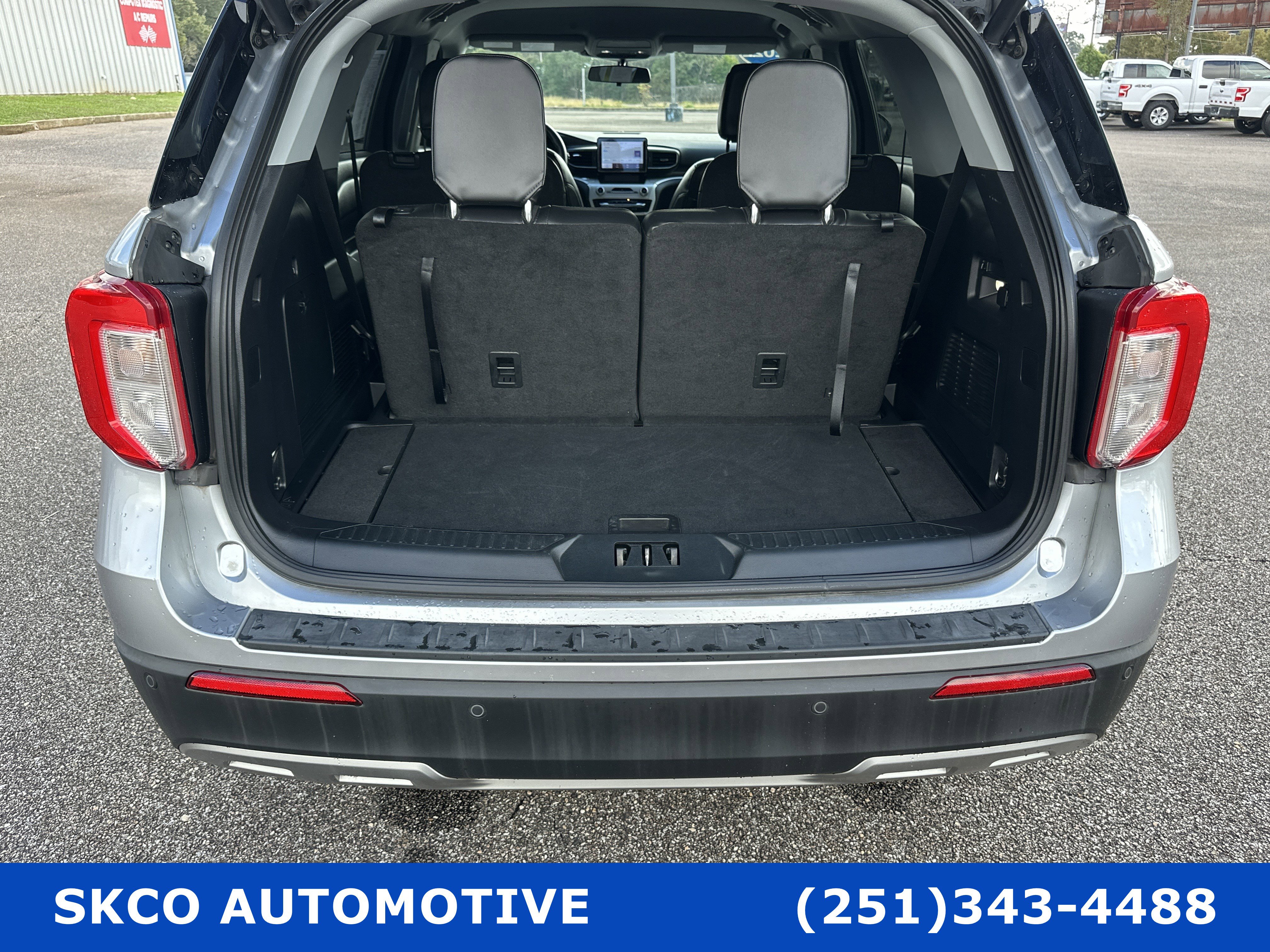 Used 2022 Ford Explorer XLT w/ Equipment Group 202A image 20