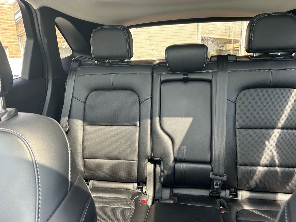 Used 2022 Ford Escape Titanium w/ Class II Trailer Tow Package image 30