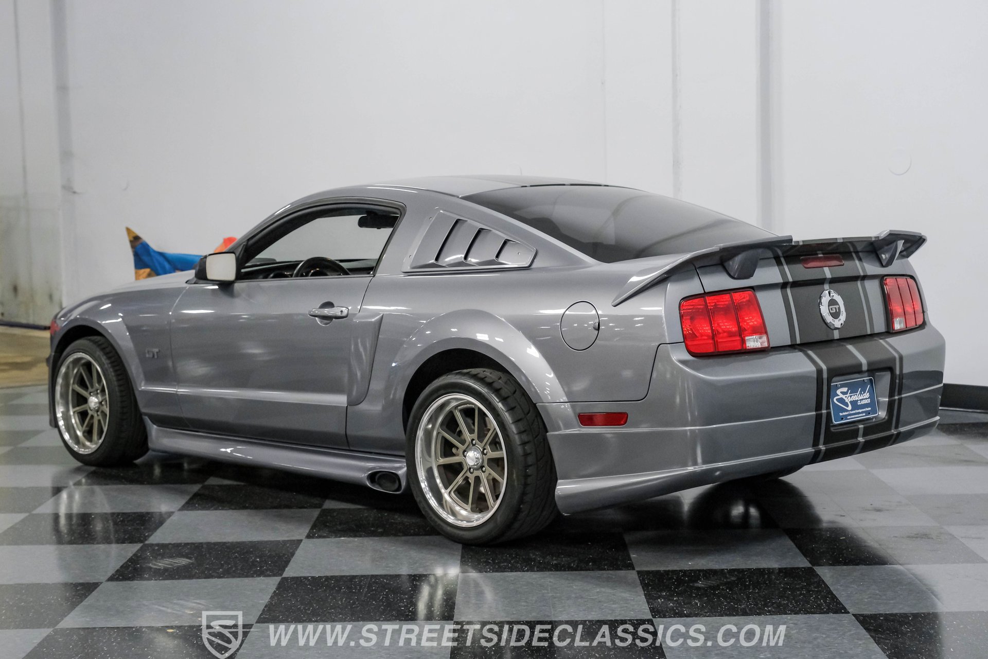 Used 2006 Ford Mustang GT image 8