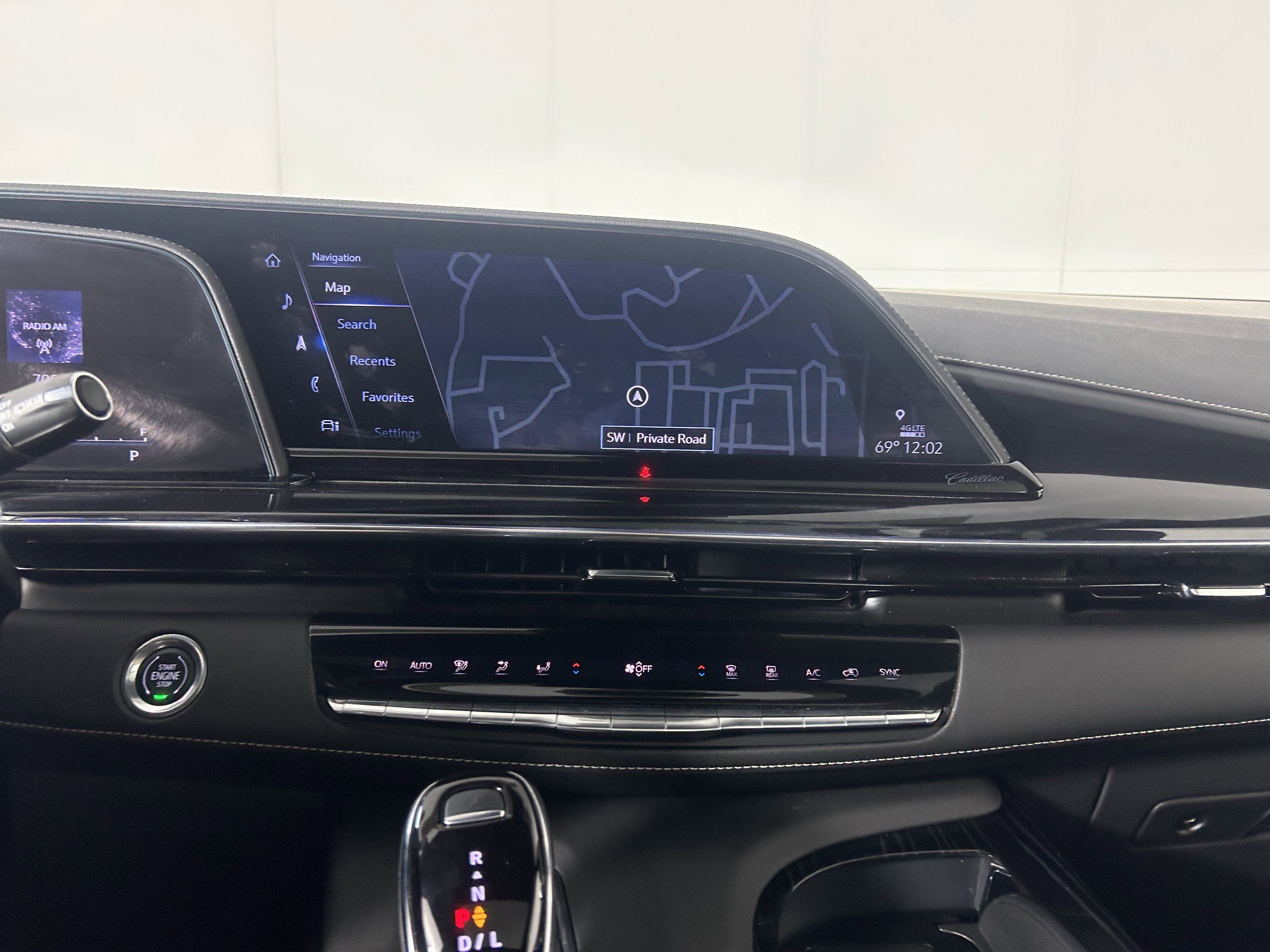 Used 2023 Cadillac Escalade ESV Sport w/ LPO, ONYX Package image 24