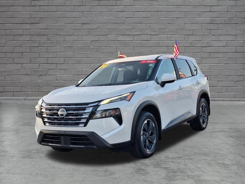Used 2026 Nissan Rogue SV FWD image 4