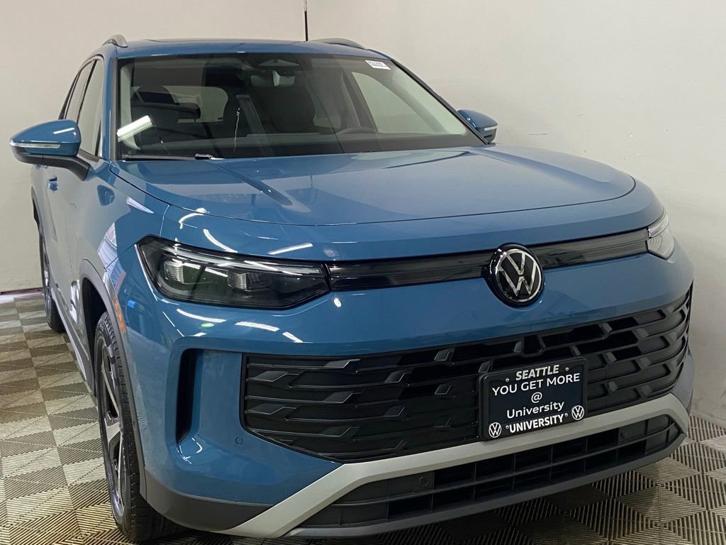 New 2026 Volkswagen Tiguan SE image 2