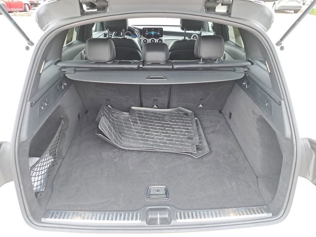 Used 2021 Mercedes-Benz GLC 63 AMG 4MATIC image 6