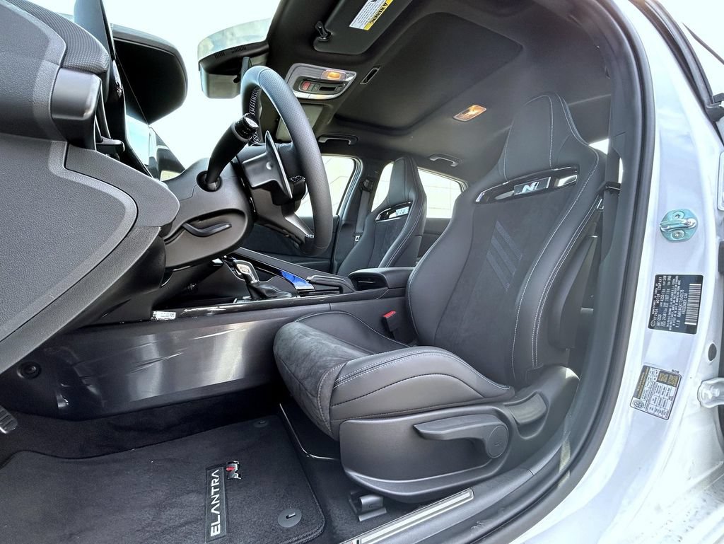 New 2026 Hyundai Elantra N FWD image 10