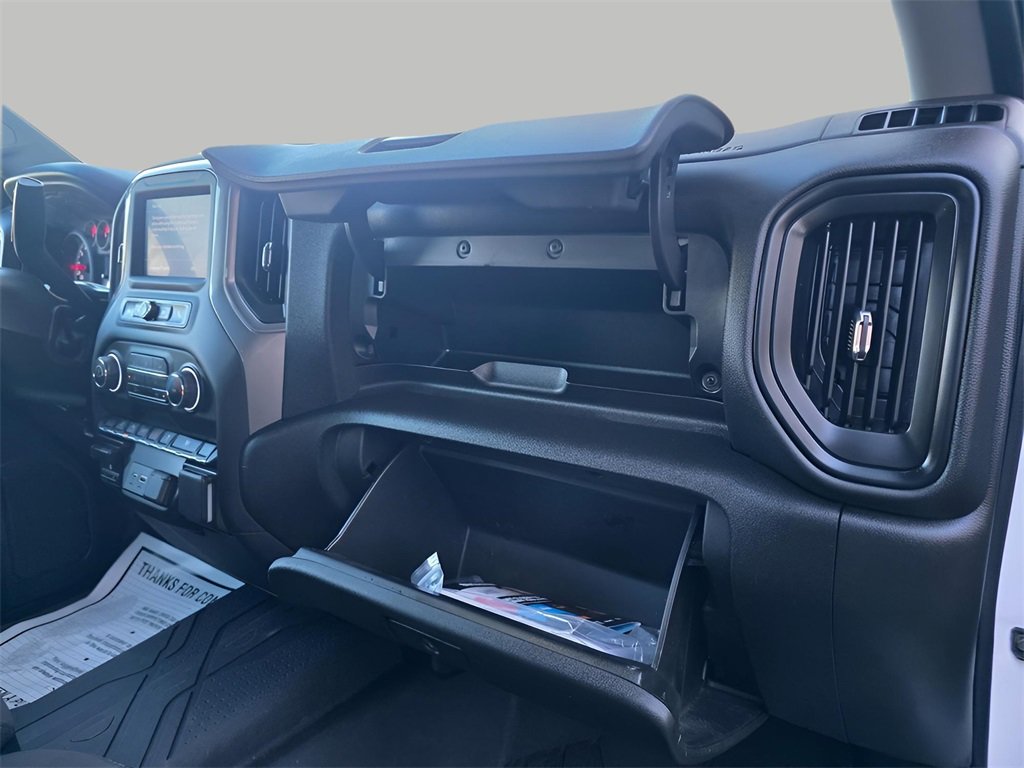 Used 2025 Chevrolet Silverado 2500 Custom w/ Custom Value Package image 14