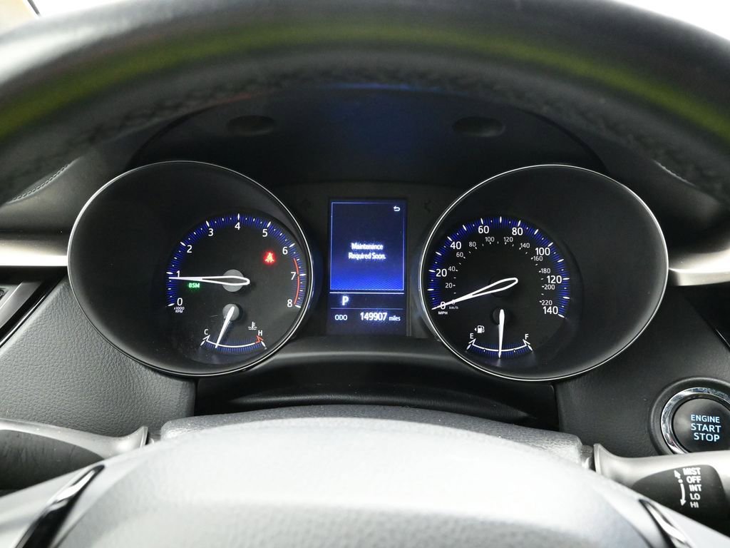 Used 2019 Toyota C-HR XLE image 19