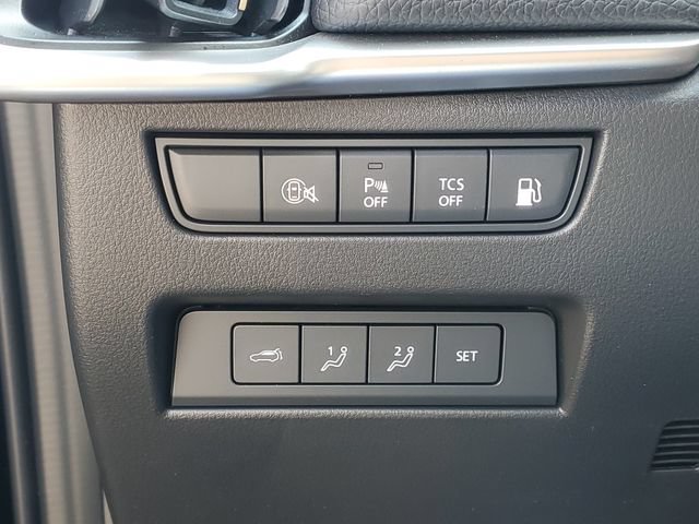 Certified 2025 MAZDA CX-70 Plug-In Hybrid w/ Premium Pkg AWD/4WD image 19