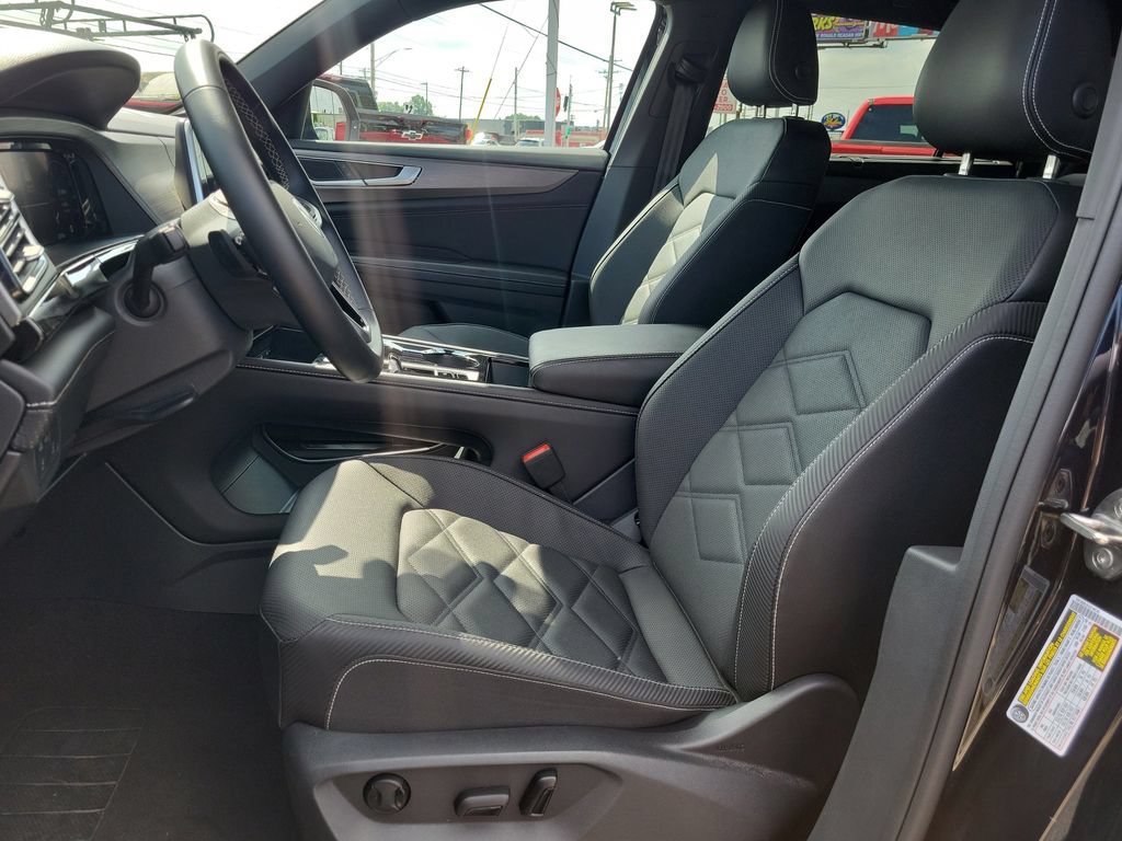 Used 2026 Volkswagen Atlas Cross Sport SE AWD/4WD image 19