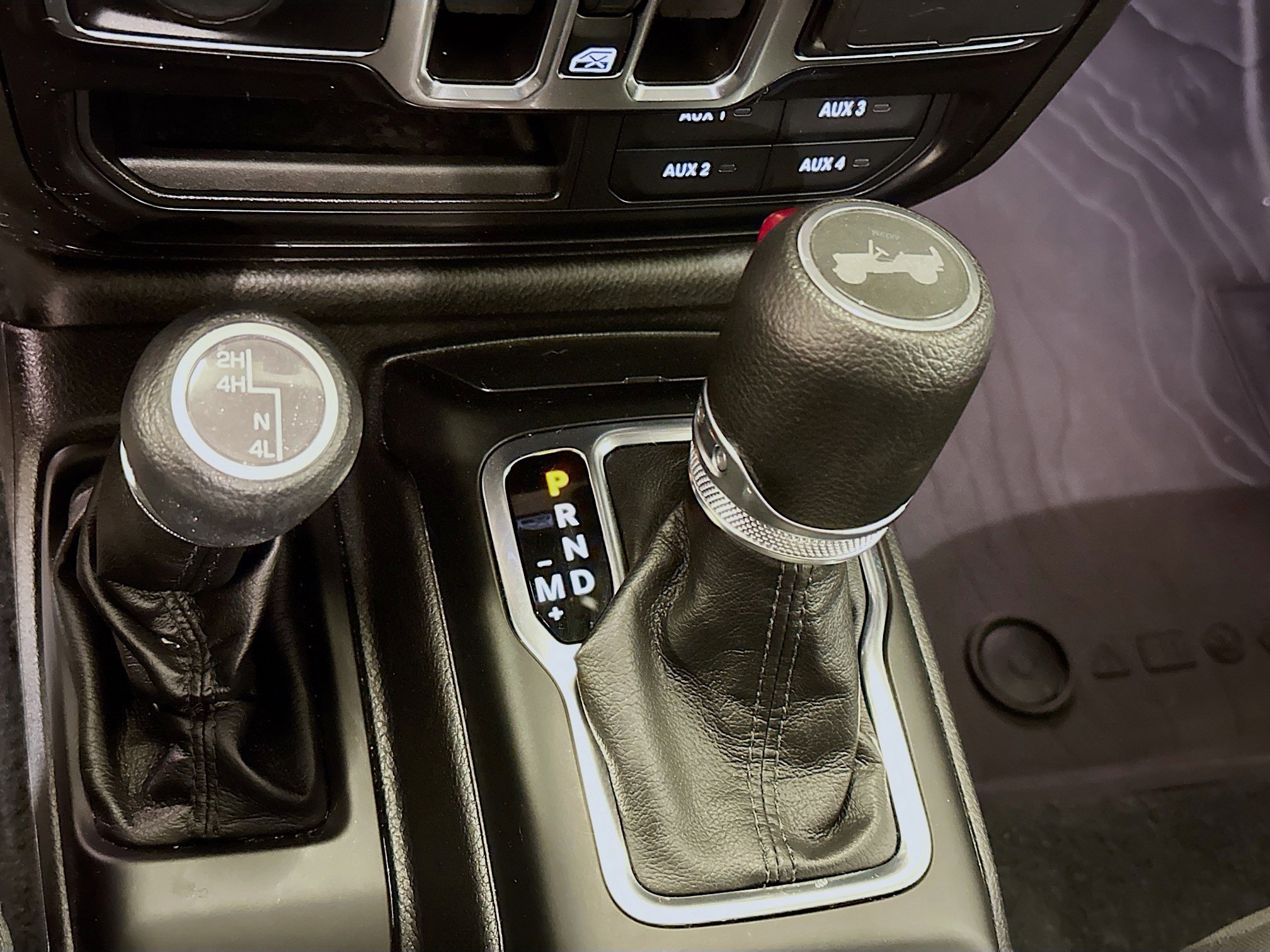 Used 2022 Jeep Wrangler Sport S image 25