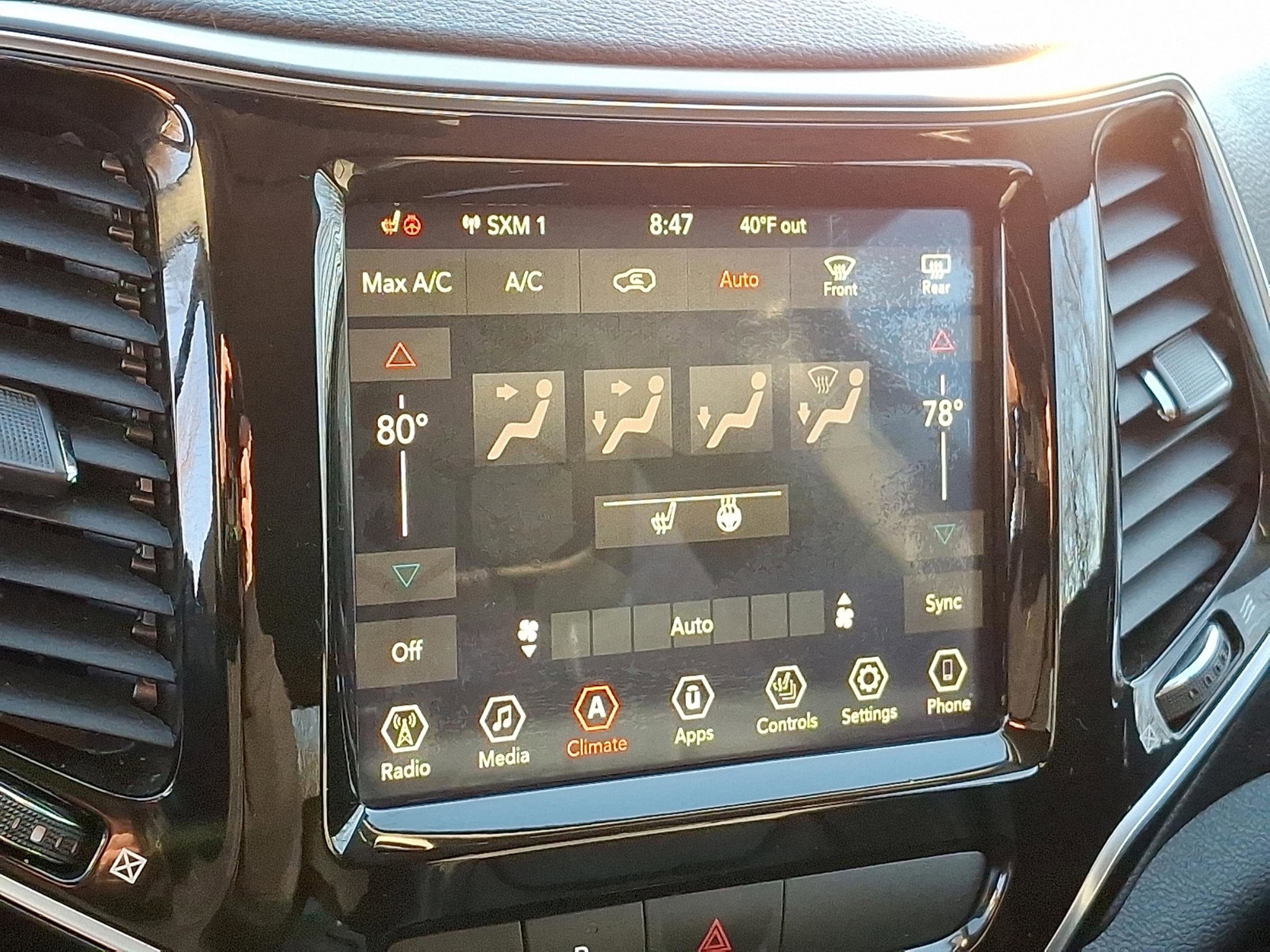 Certified 2019 Jeep Cherokee Limited image 17