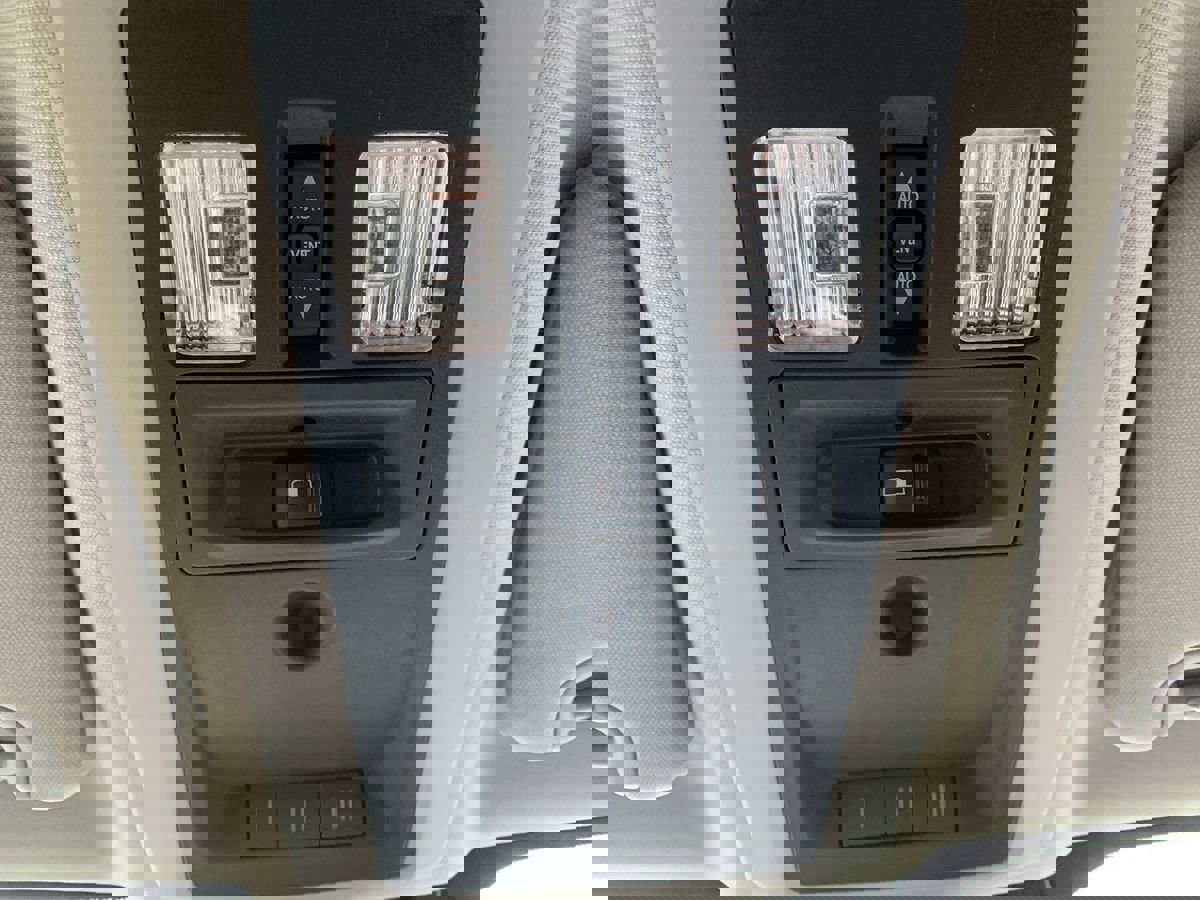 Used 2018 RAM 1500 Laramie image 27