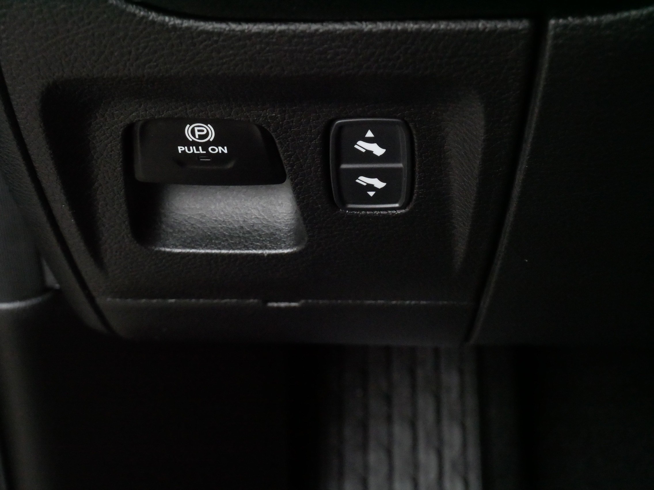 Used 2026 RAM 1500 Laramie w/ Night Edition AWD/4WD image 28