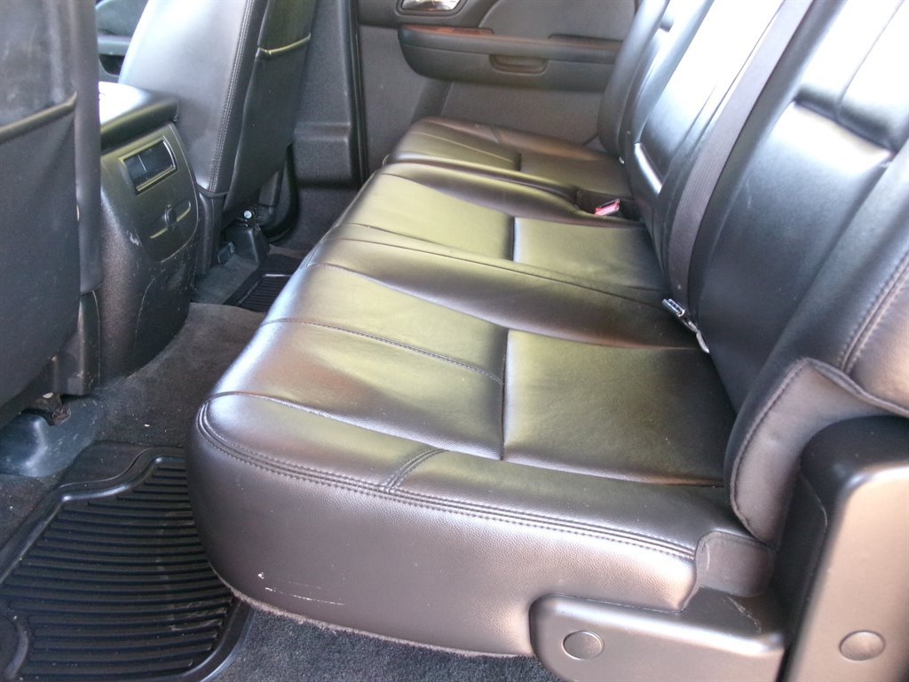 Used 2011 Chevrolet Silverado 2500 LTZ w/ LTZ Plus Package AWD/4WD image 24