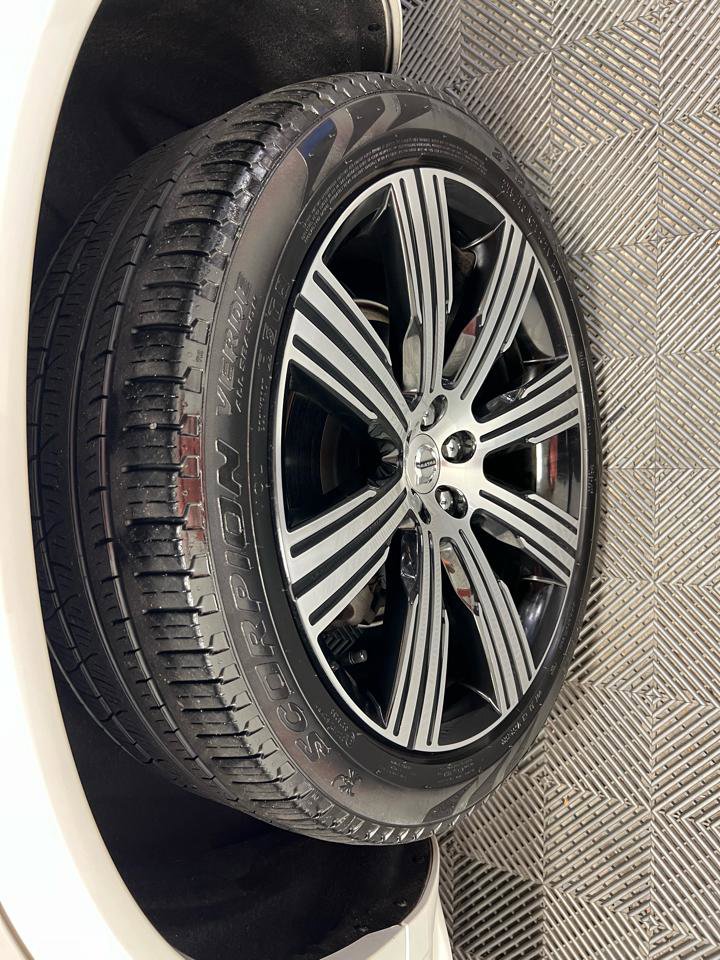 Used 2022 Volvo XC90 T6 Inscription w/ Advanced Package image 40