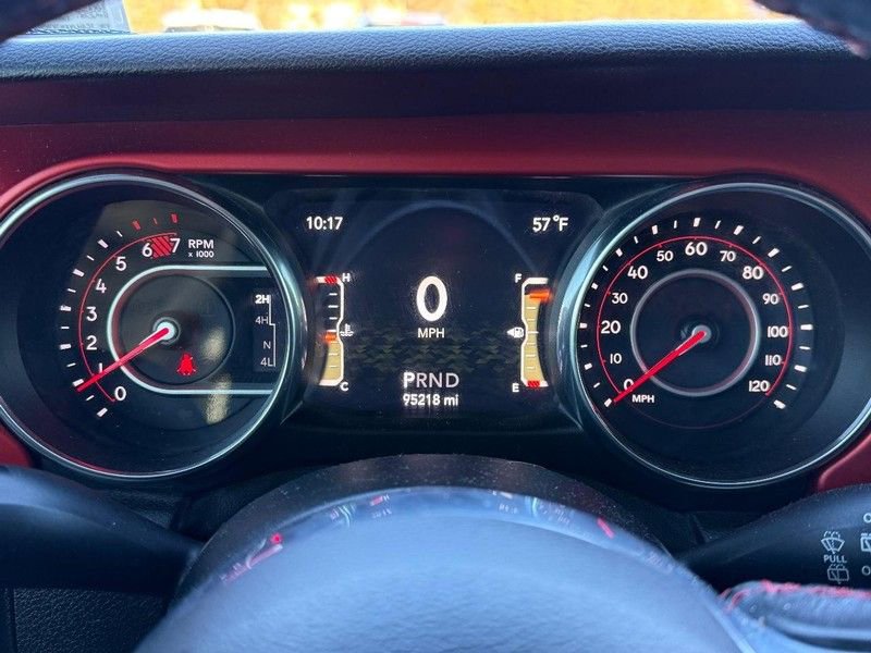 Used 2019 Jeep Wrangler Unlimited Rubicon w/ LED Lighting Group image 19