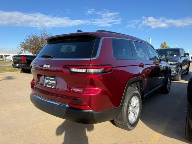 New 2025 Jeep Grand Cherokee L Laredo AWD/4WD image 8