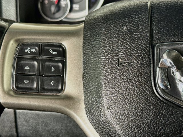 Used 2016 RAM 2500 Laramie w/ Cold Weather Group AWD/4WD image 11